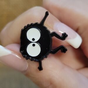 DANCING SOOT SPRITE PIN